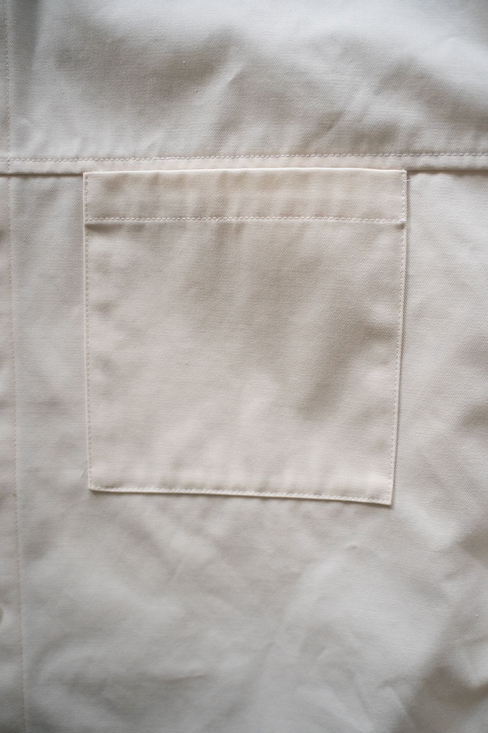 【ラスト1点】【25SS】強撚コットン×ポリエステルシャツブルゾン(OFF WHITE)