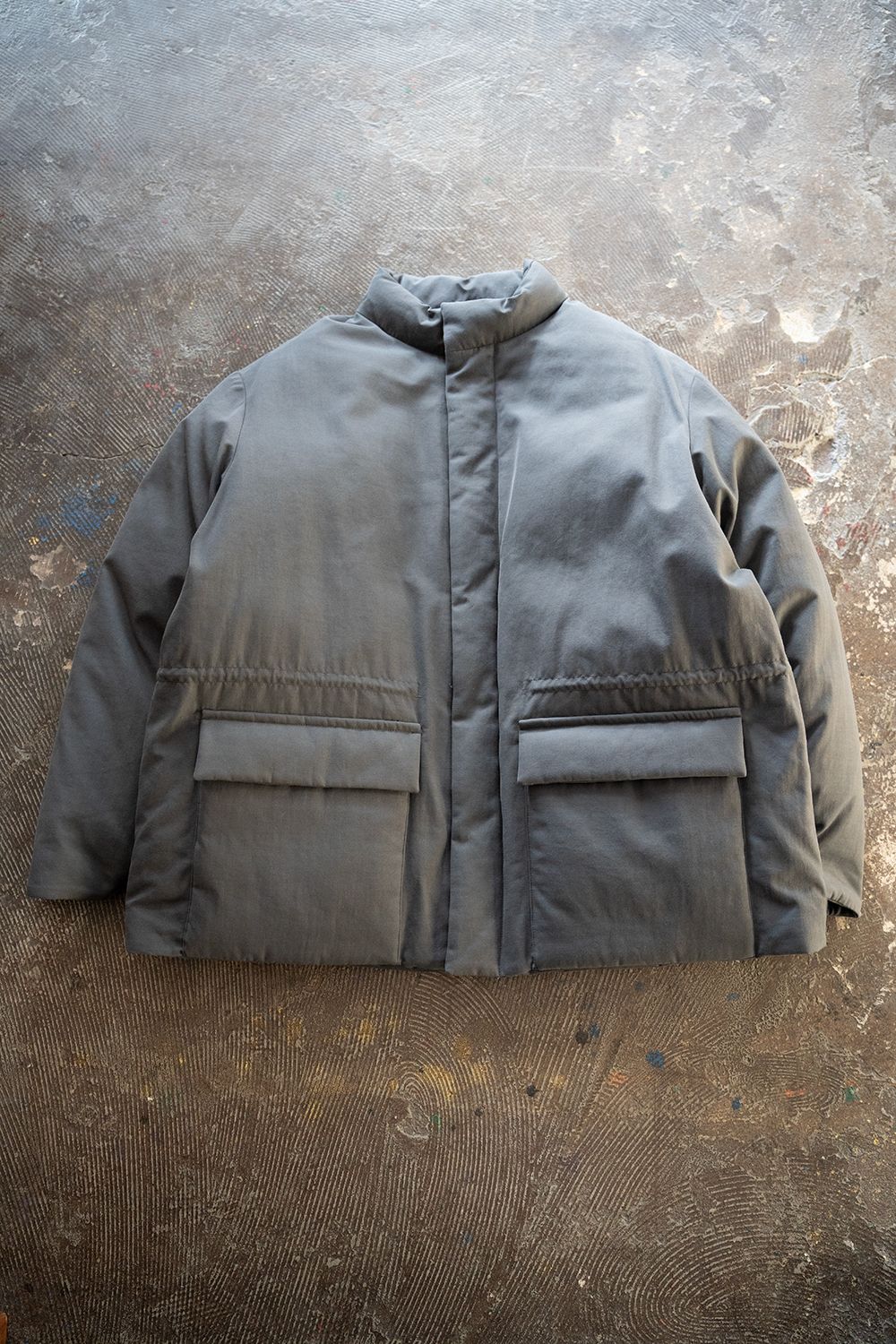 【25AW】強撚ナイロンダウンブルゾン(SLATE GRAY)