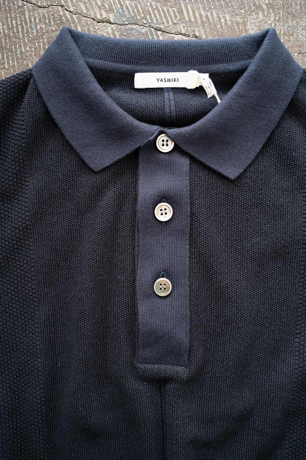 YASHIKI - 【ラスト1点】【25SS】Umiiro Knit Polo(NAVY) | Salty