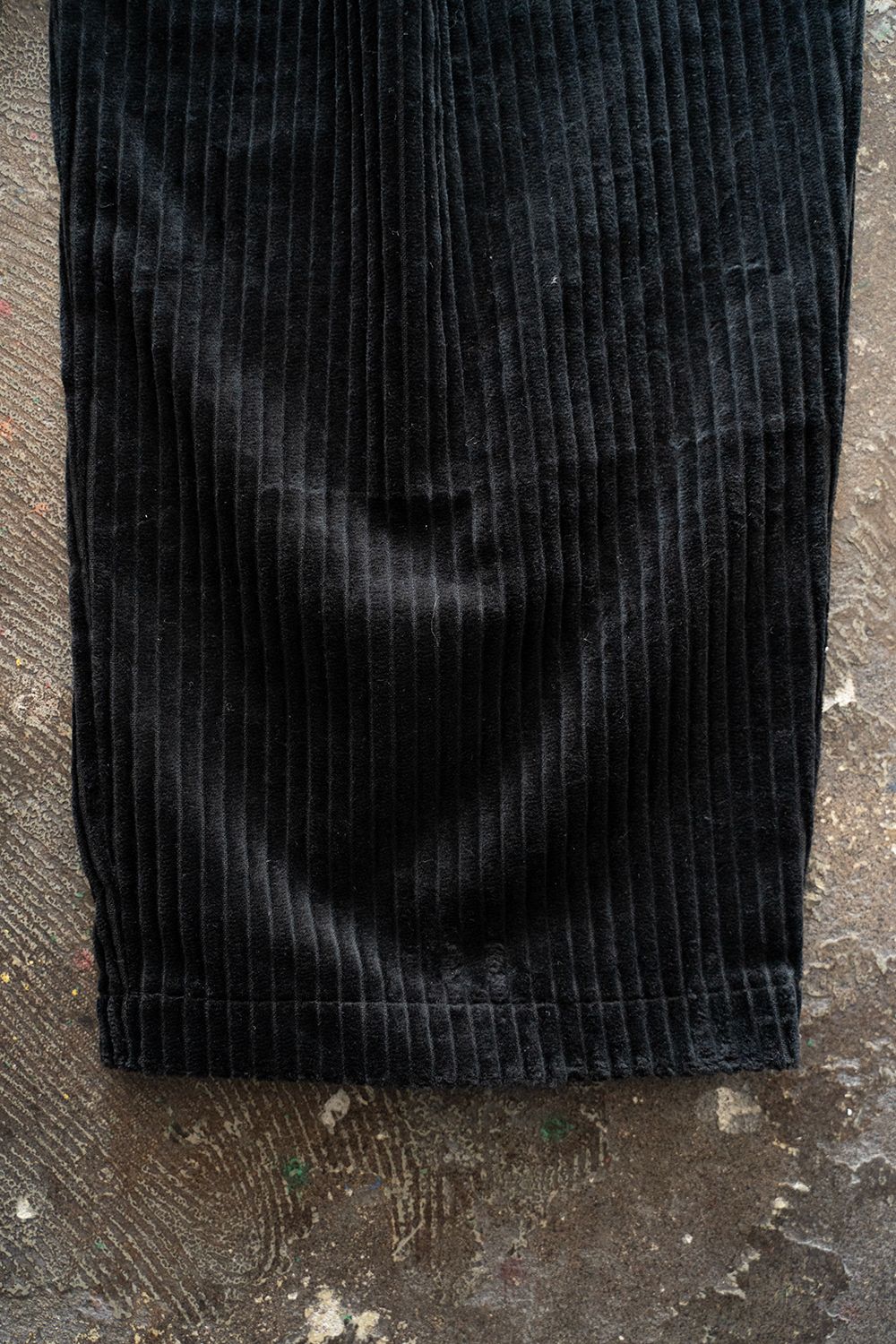 【25AW】3.5W太畝コーデュロイイージーパンツ(BLACK)