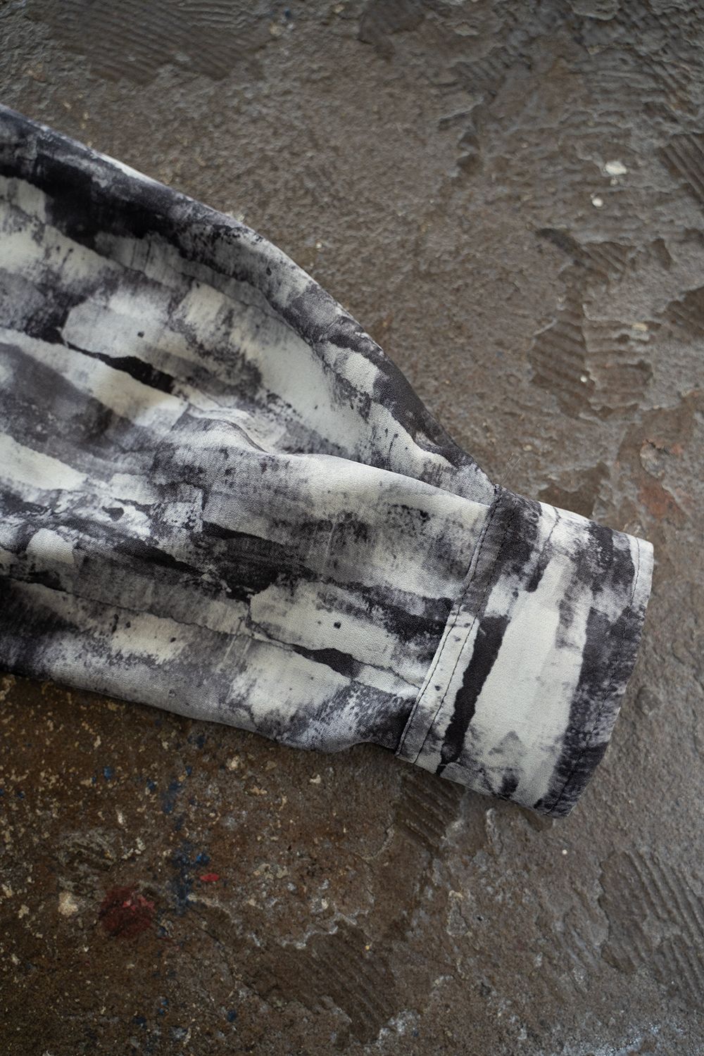 juha - 【ラスト1点】【24SS】Abstract Print Short Jacket