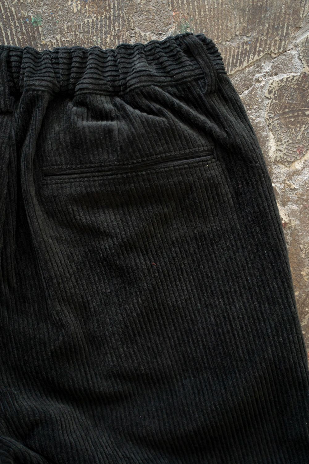 【26AW】綿×レーヨン5Wコーデュロイイージーパンツ(BLACK)