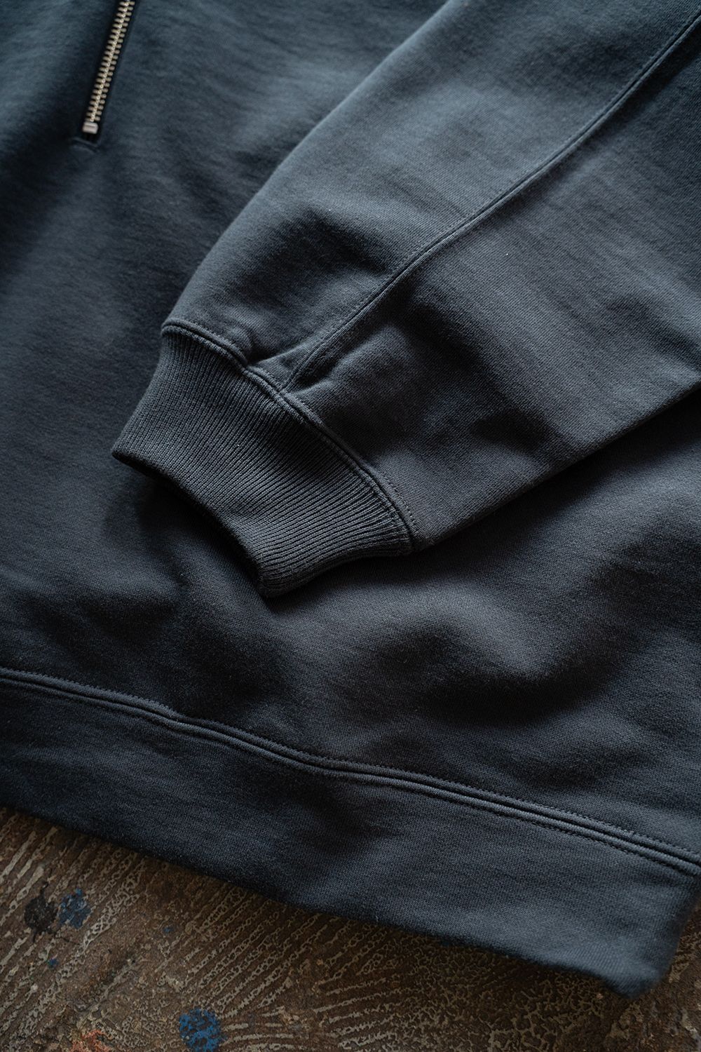 【25AW】ハーフジッププルオーバースウェット(SLATE BLUE)