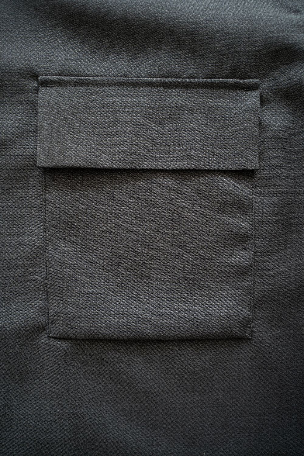 【ラスト1点】【24SS】ウール混オープンカラー半袖シャツ(CHARCOAL)
