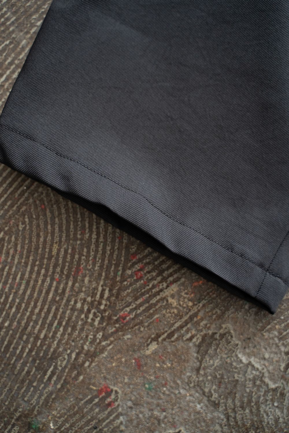 【ラスト1点】【25SS】中空ポリエステルイージーパンツ(BLACK NAVY)