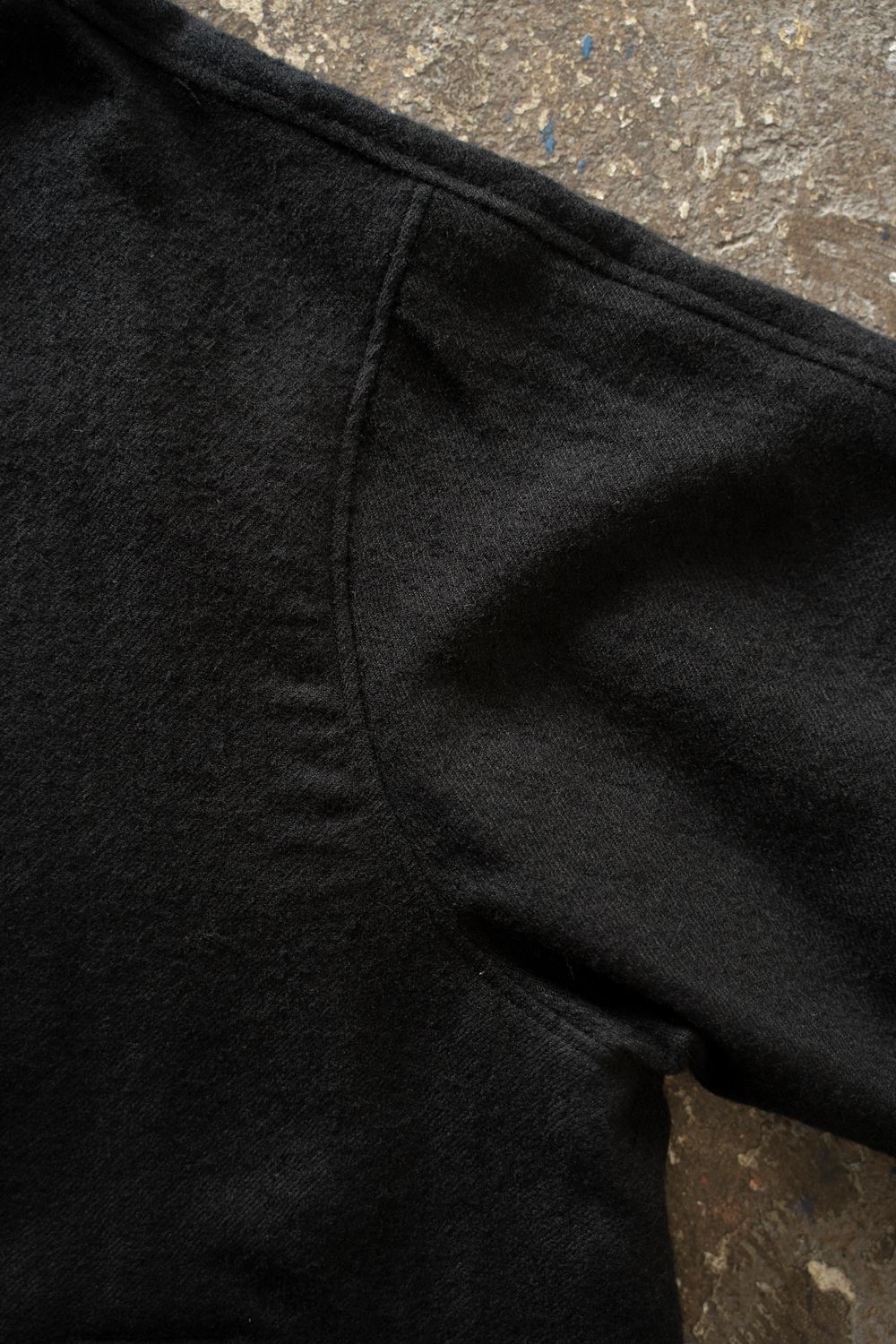 【26AW】ウール×リネンステンカラーコート(BLACK)