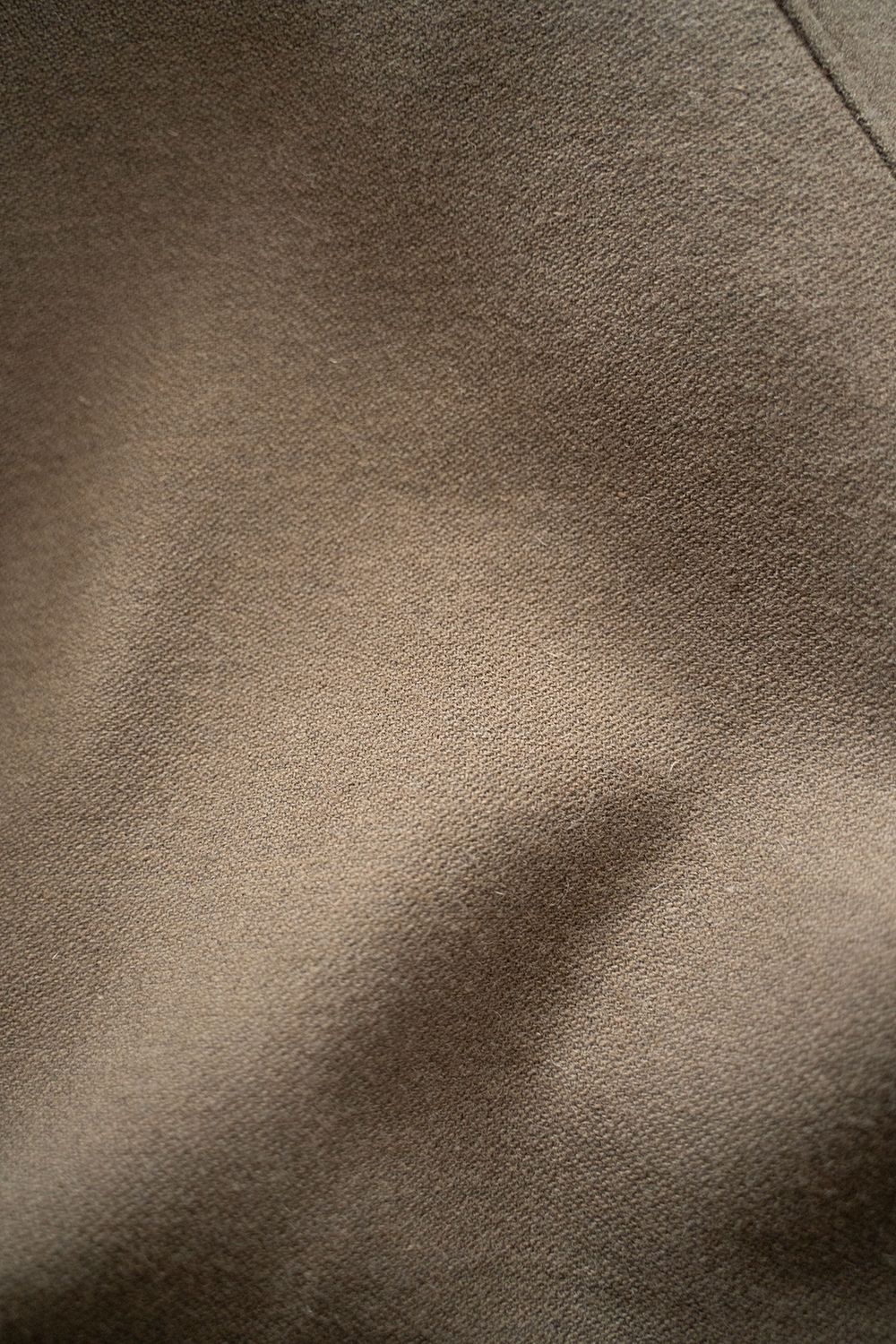 【25AW】ウール×ナイロンステンカラーコート(KHAKI BEIGE)