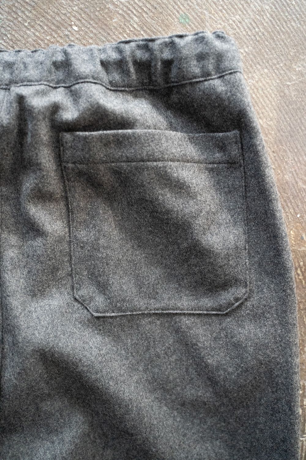 【ラスト1点】【22AW】ウールフラノイージーパンツ(GRAY)