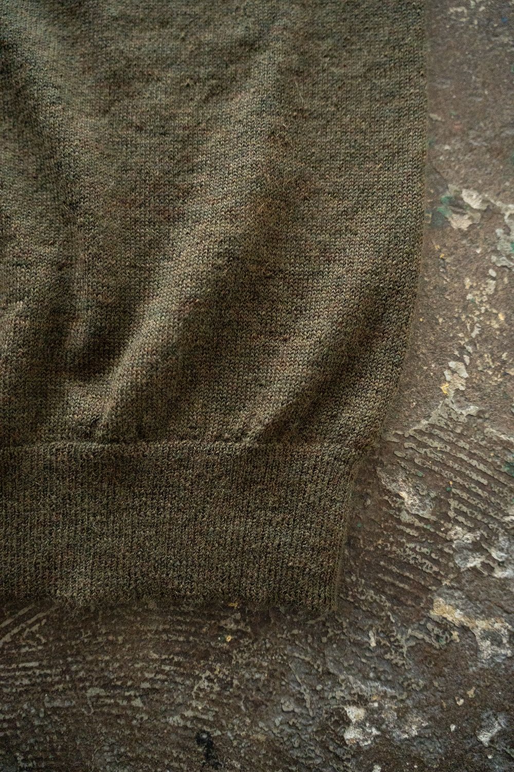 【25AW】エクストラキッドモヘア12Gニットカーディガン(OLIVE)