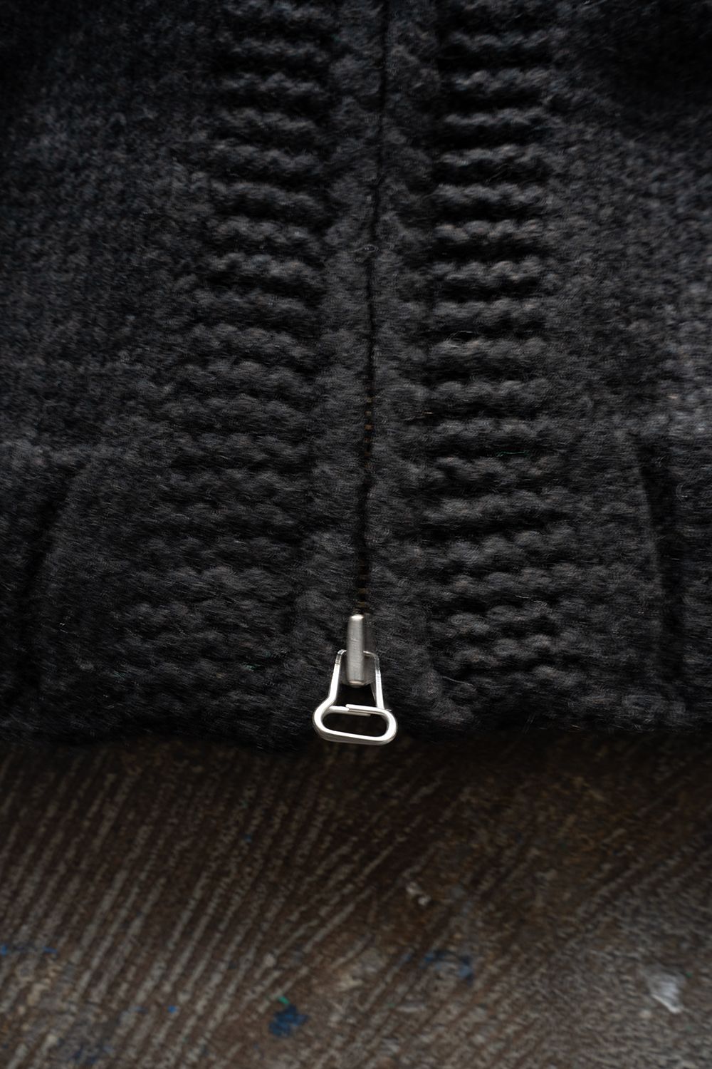 【ラスト1点】yak/lambs multi ply HAND KNITTING cowichan sweater(BLACK)