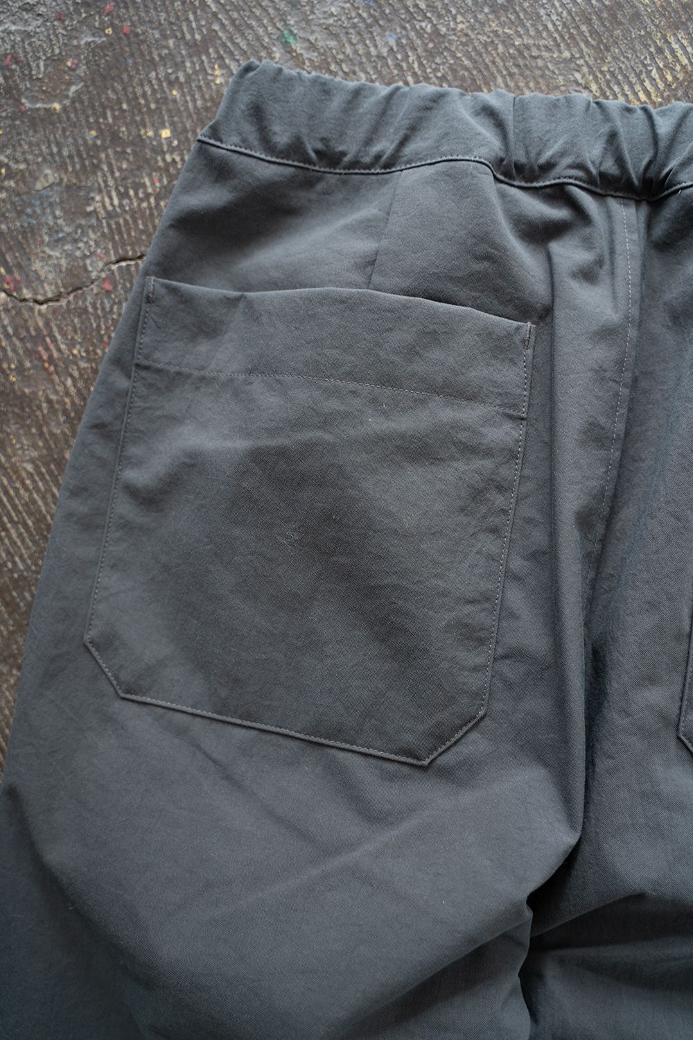 【ラスト1点】【25SS】ディープタックナイロンイージーパンツ(SLATE GRAY)