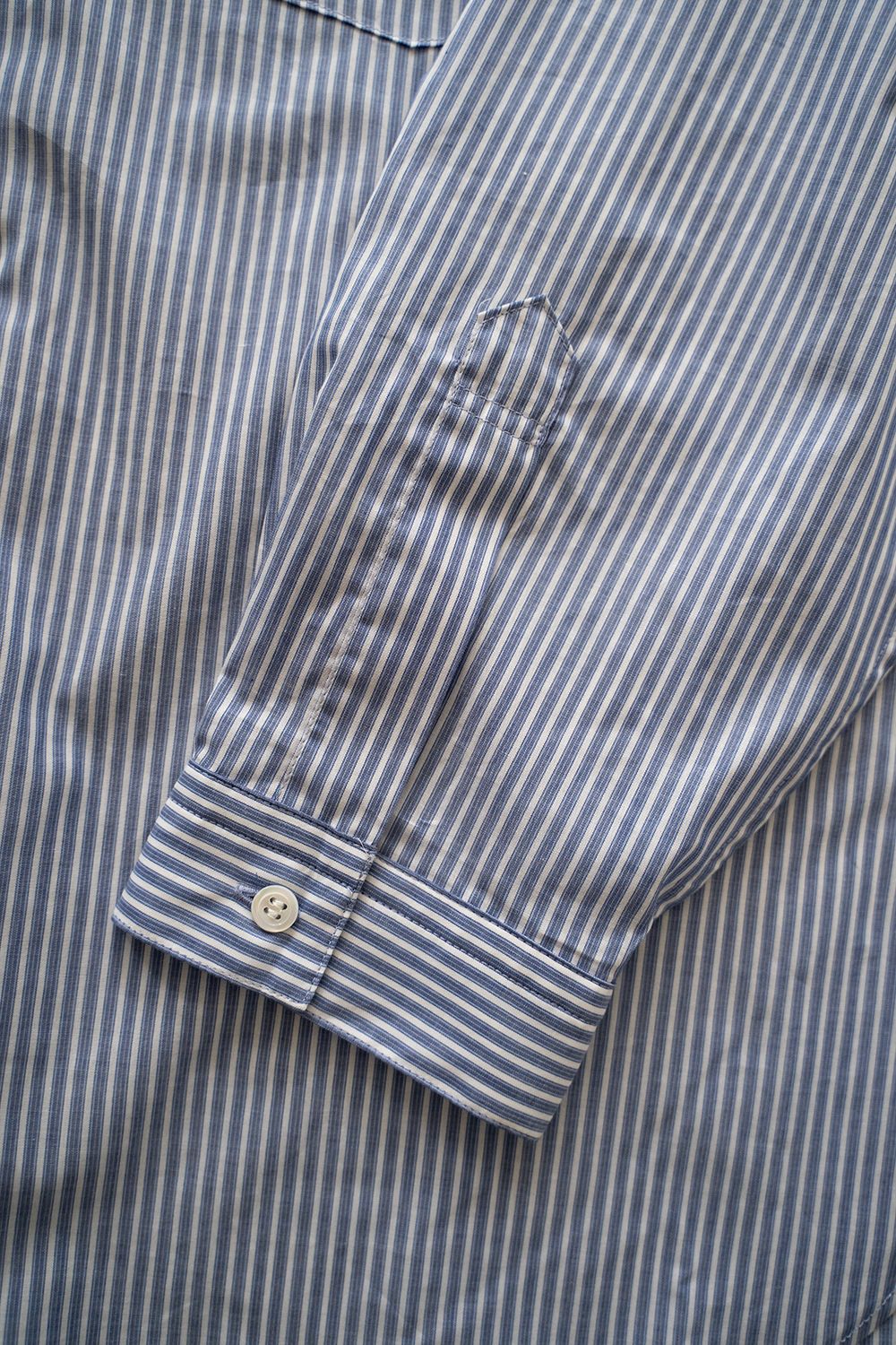 【ラスト1点】【25SS】極小襟ストライプシャツ(NAVY)
