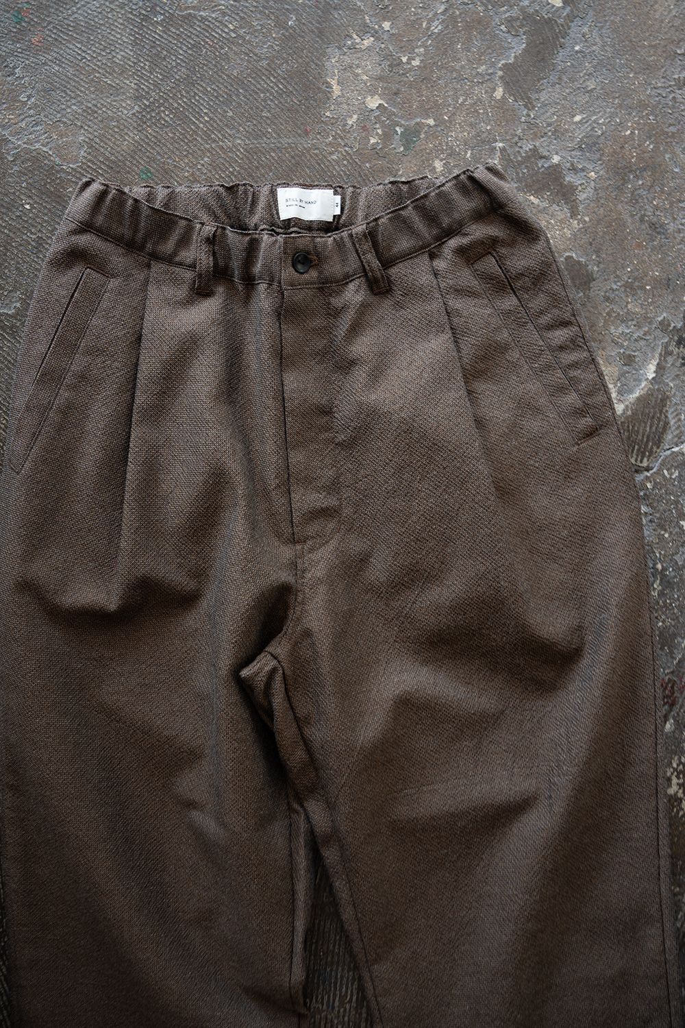 【26SS】ポリエステル×コットンタックイージーパンツ(BROWN)