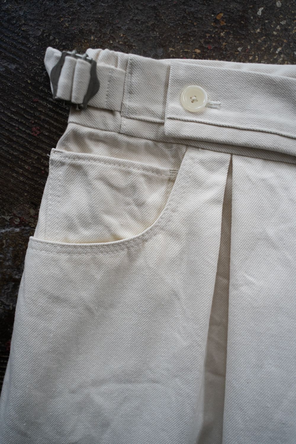 【ラスト1点】【24SS】2-Tack Denim Pants/2タックデニムパンツ(OFF WHITE)