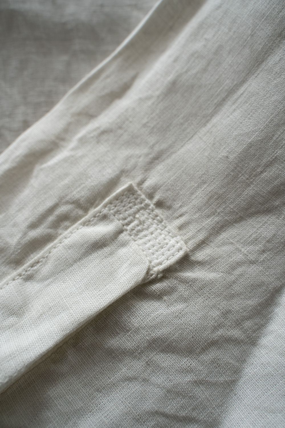 大麻シャツ 3(ベンガラ白)