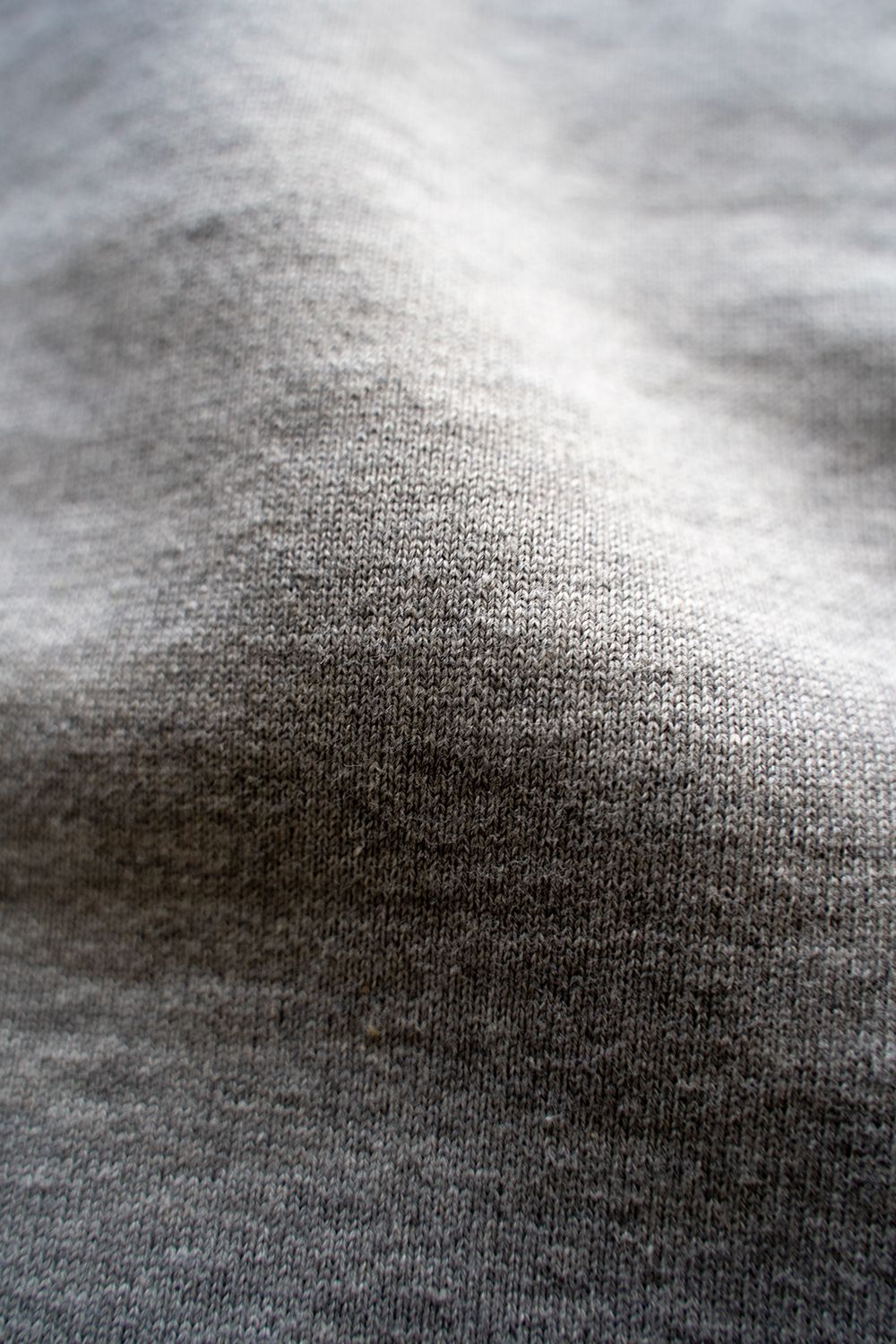 スビンコットン吊り裏毛起毛クルーネックスウェットシャツ(TOP GRAY)