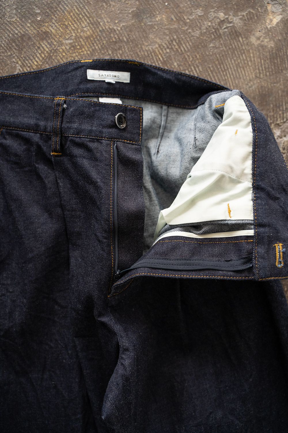 SAYATOMO - 【25SS】1-Tack Bootcut Denim Pants/1タックブーツ SAYATOMO - 【25SS】1-Tack Bootcut Denim Pants/1タックブーツ
