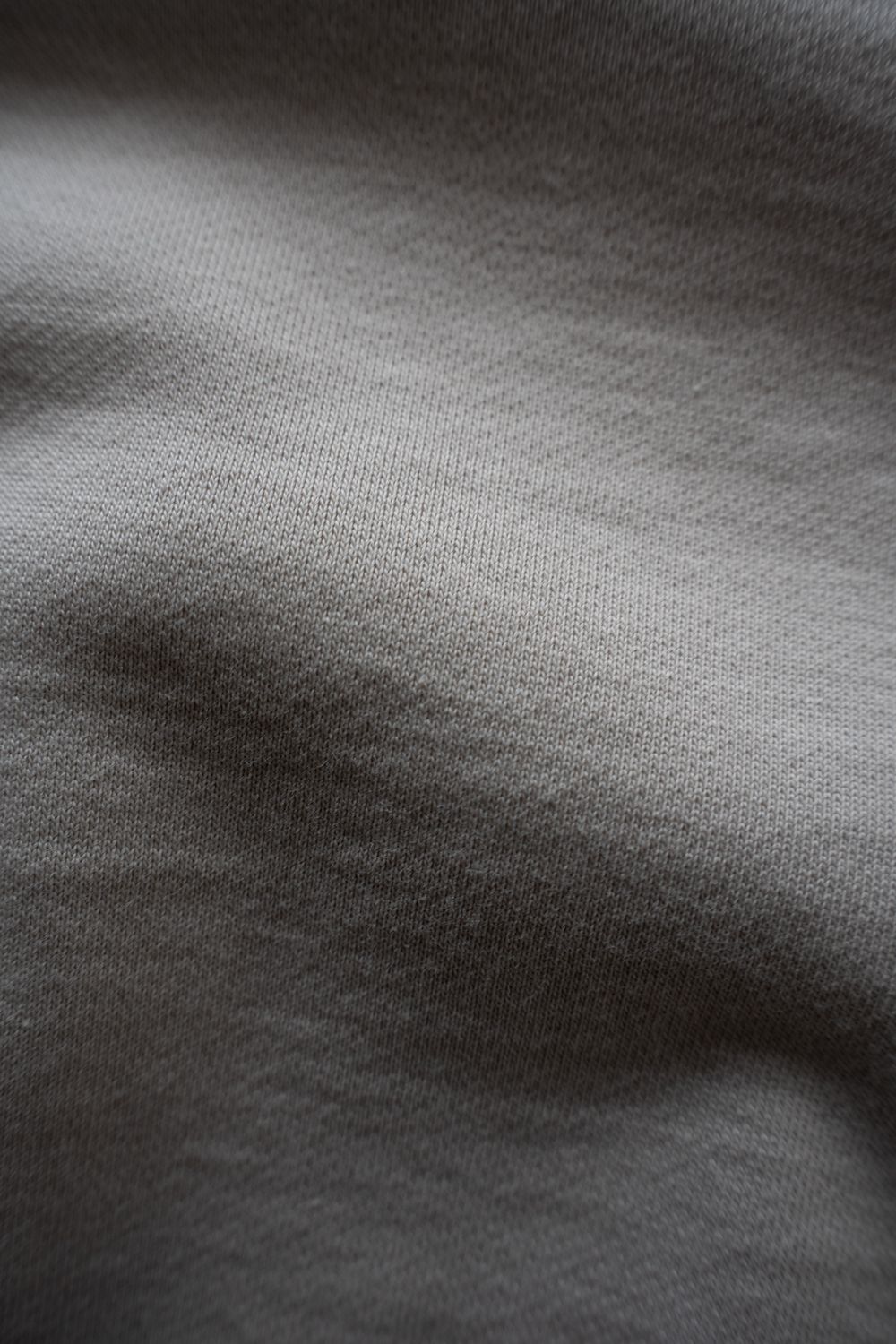 【26AW】ラグランスリーブプルオーバースウェット(ECRU)