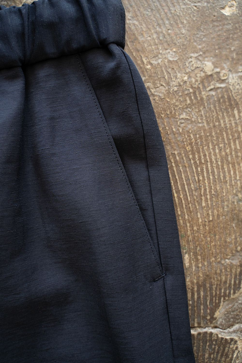 【ラスト1点】【25SS】リヨセル×リネンイージーパンツ(NAVY)