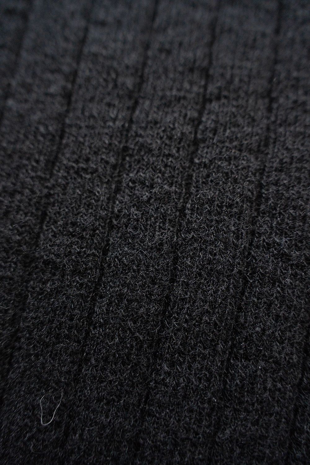 Hard twisted Shetlandwool RIB saddle shoulder crew neck sweater(BLACK)