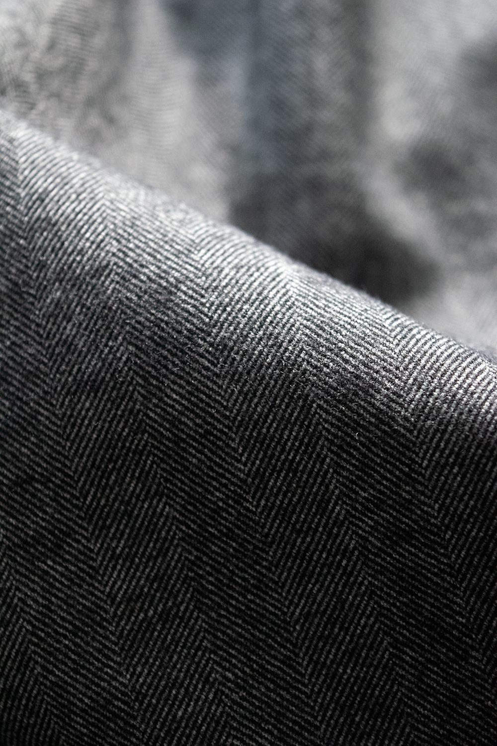 【ラスト1点】【20AW】Wide Tuck Trousers(CHARCOAL HERRINGBONE)