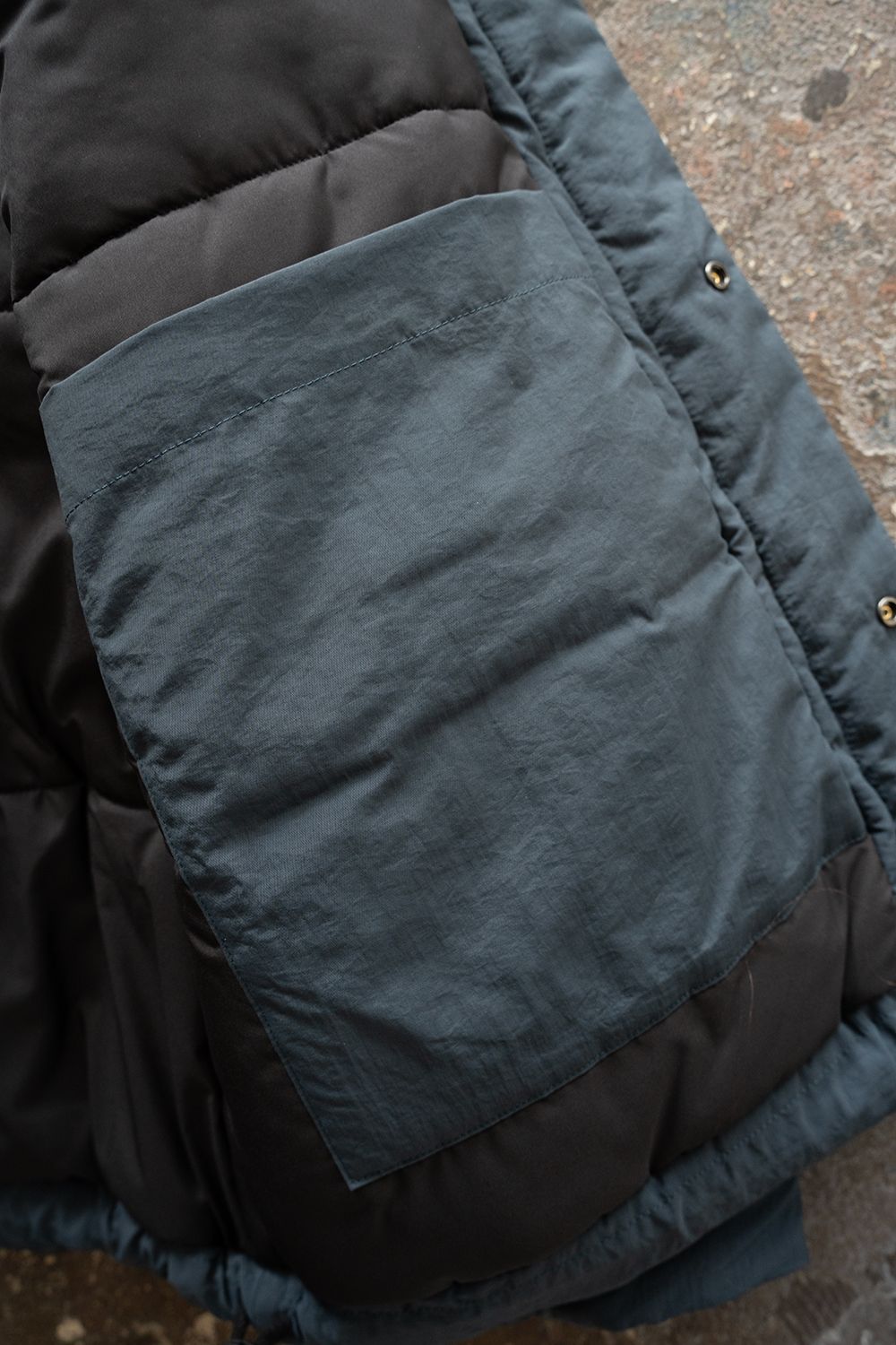 【25AW】シンサレートスタンドカラーブルゾン(TEAL BLUE)