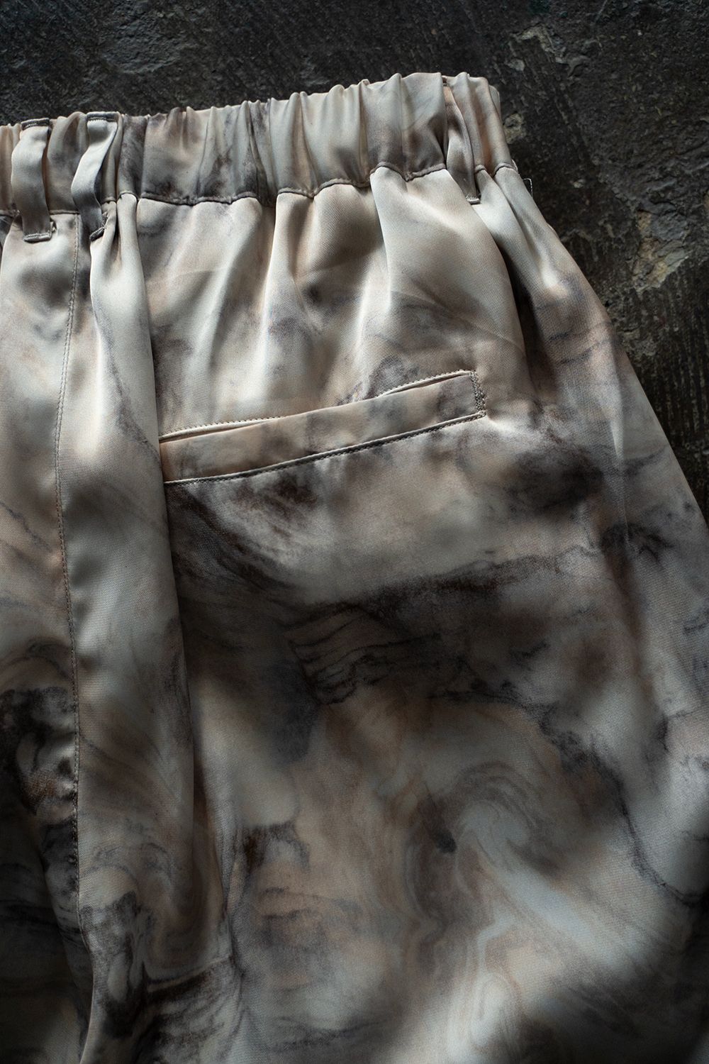 【ラスト1点】【25SS】Abstract Wide Easy Pants/アブストラクトワイドイージーパンツ(IVORY)