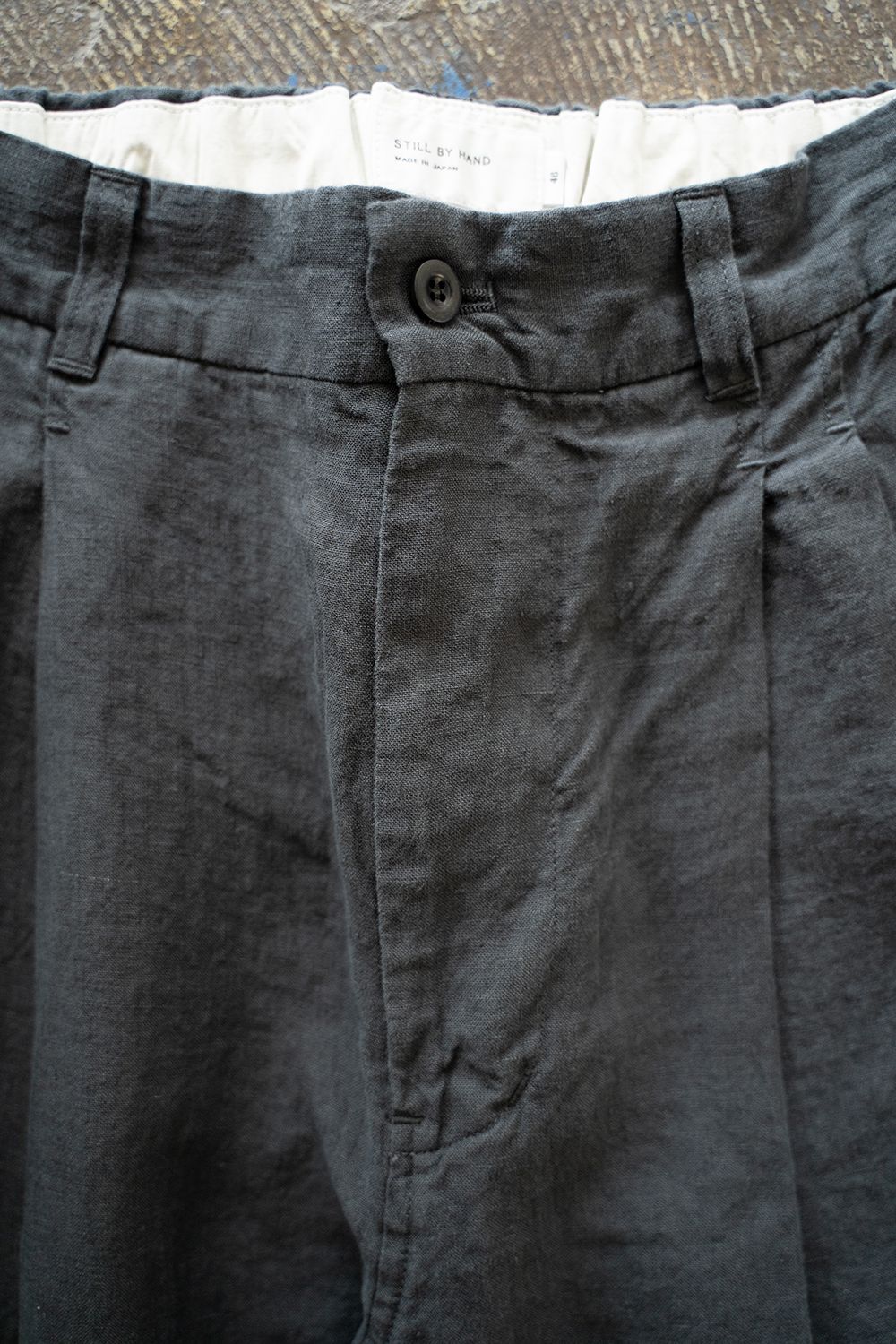 【ラスト1点】【25SS】リネンオックス2タックワイドイージーパンツ(BLUE CHARCOAL)