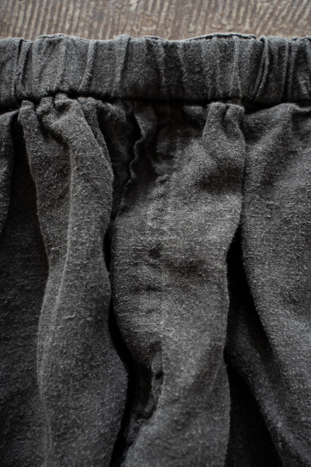 起毛大麻パンツ(炭)