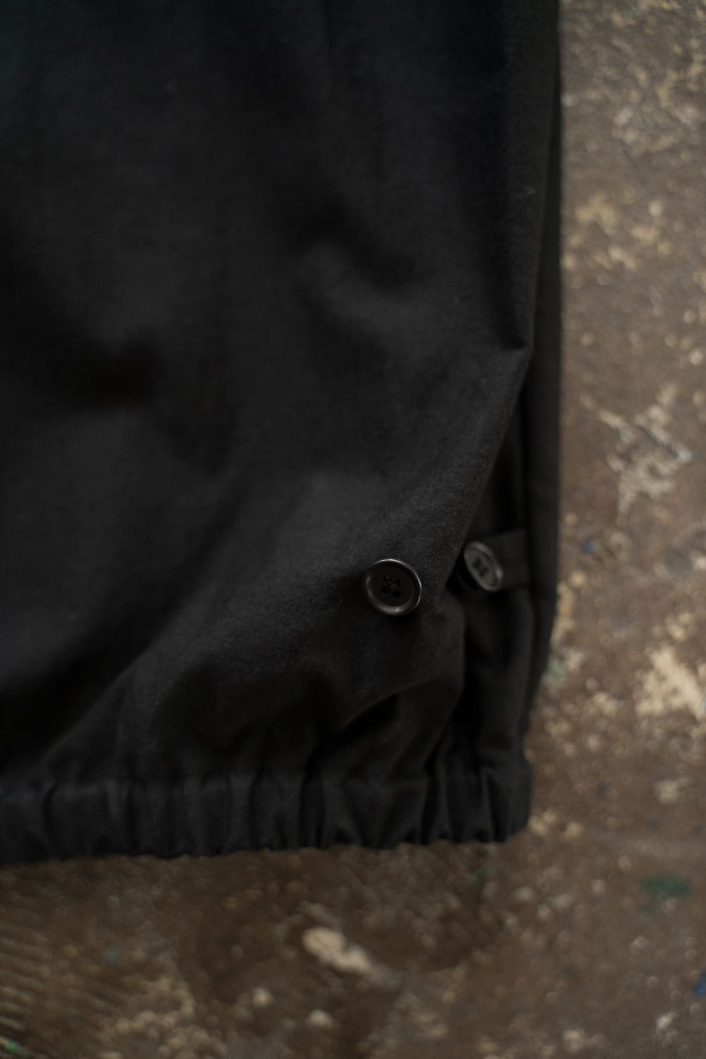 【26SS】コットンモールスキンジップブルゾン(INK BLACK)