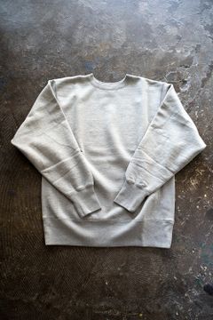 スビンコットン吊り裏毛起毛クルーネックスウェットシャツ(TOP GRAY)