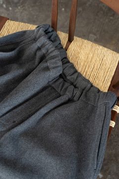ウールブランケットワイドパンツ(灰)