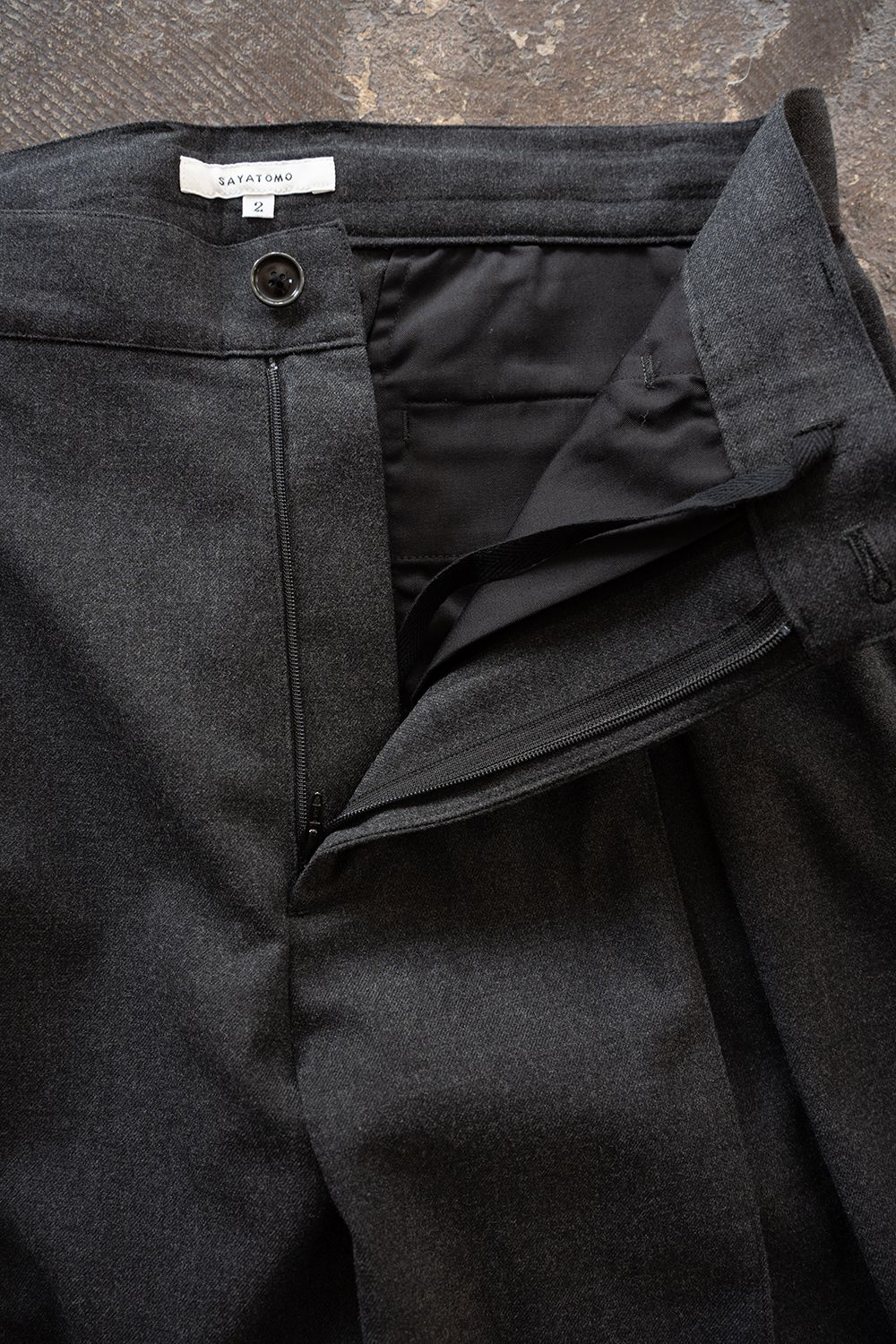 【26AW】2-Tack Wide Slacks/2タックワイドスラックス(CHARCOAL)