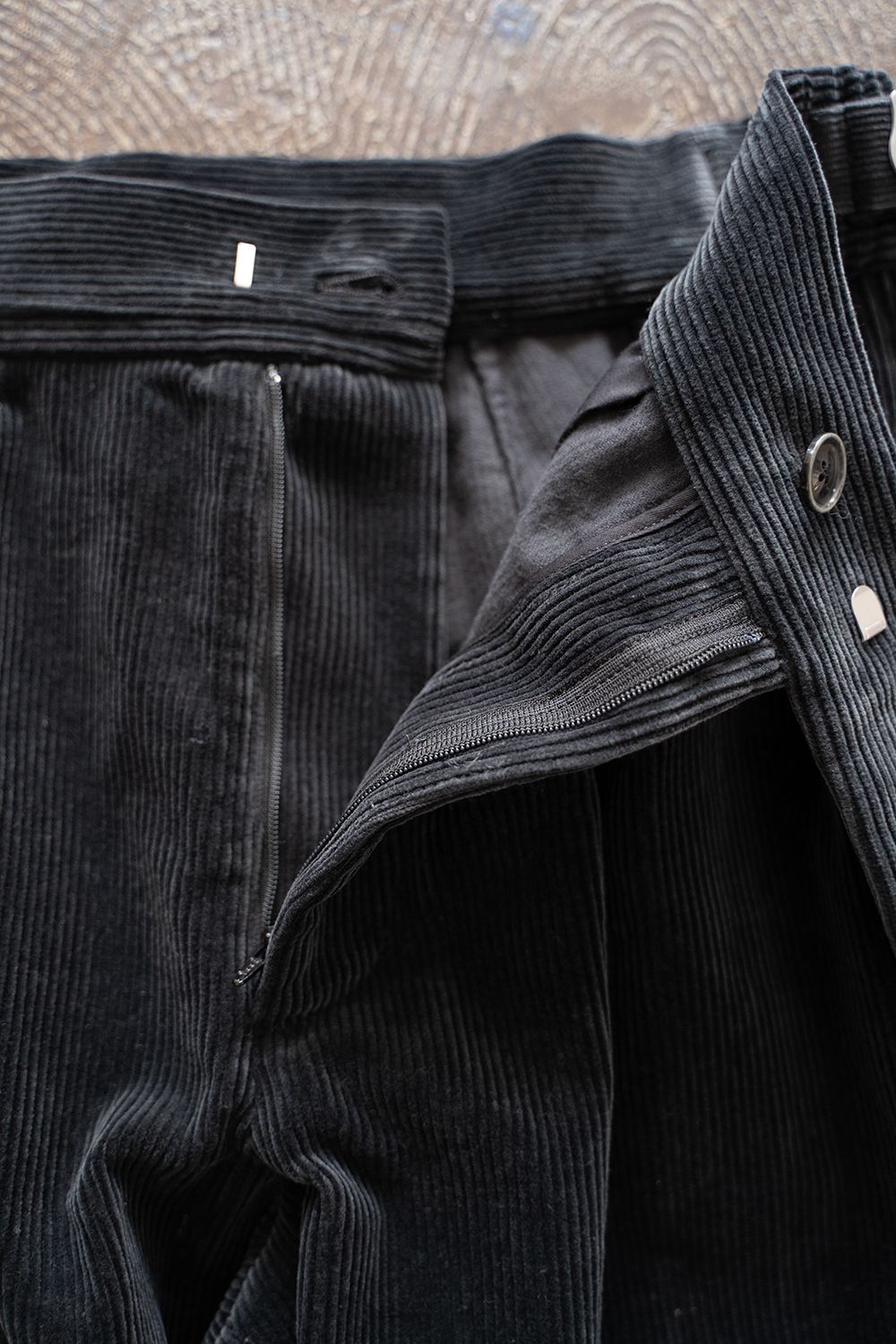 【ラスト1点】2-Tack Corduroy Painter Pants/2タックコーデュロイペインターパンツ(CHARCOAL)