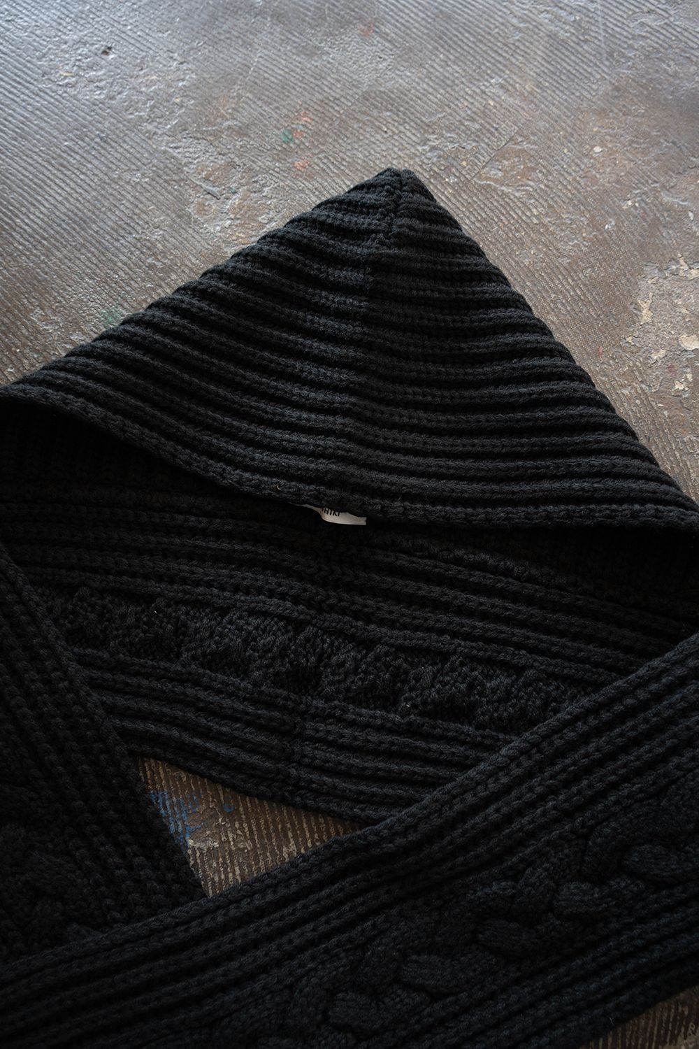 【26AW】Kanya Hooded Scarf(BLACK)