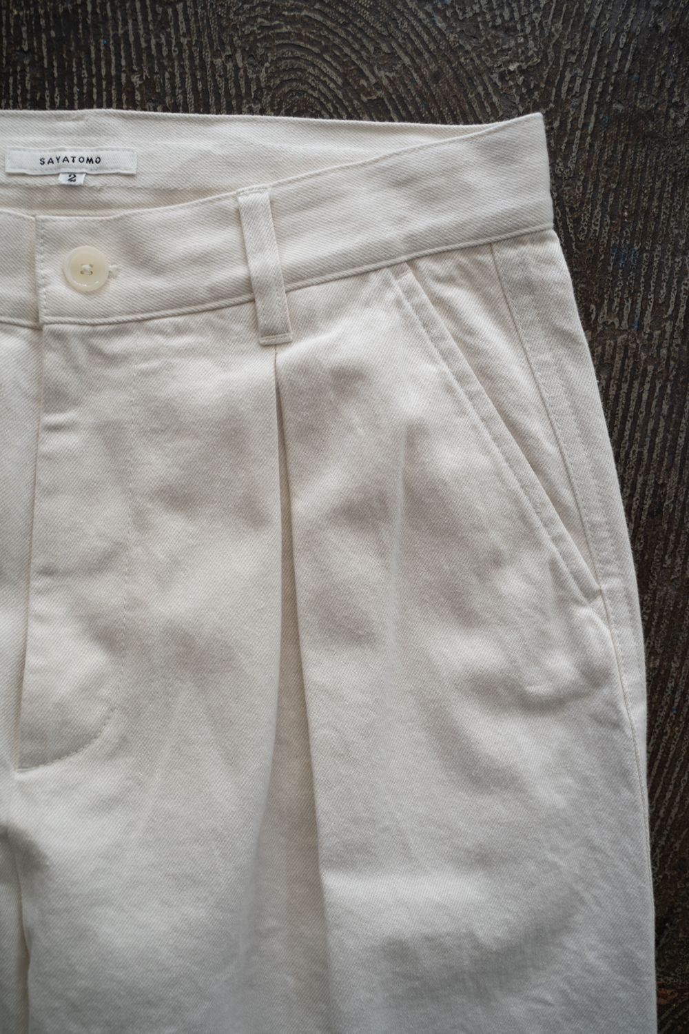 【26SS】2-Tack Cutoff Wide Denim Pants/2タックカットオフワイドデニムパンツ(OFF WHITE)