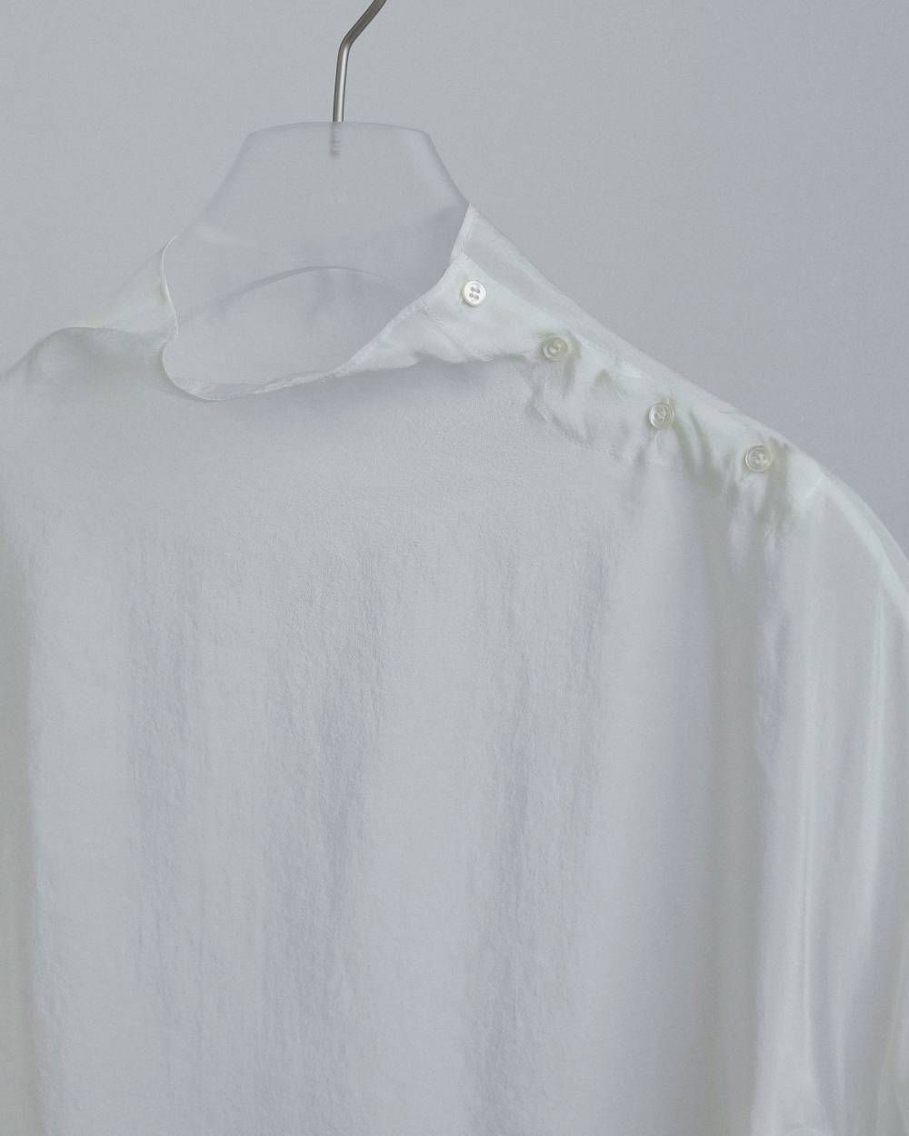 オーガンジー タイブラウス (アイボリー) Organdy Tie Blouse (Ivory) / 26AW 【6月29日まで期間限定予約】