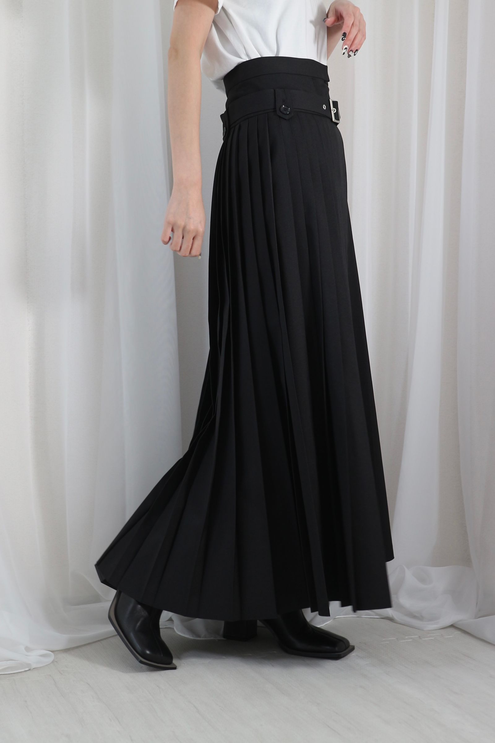 DOUBLE LOW WAIST SKIRT / ダブルローウエストスカート (ノワール)
