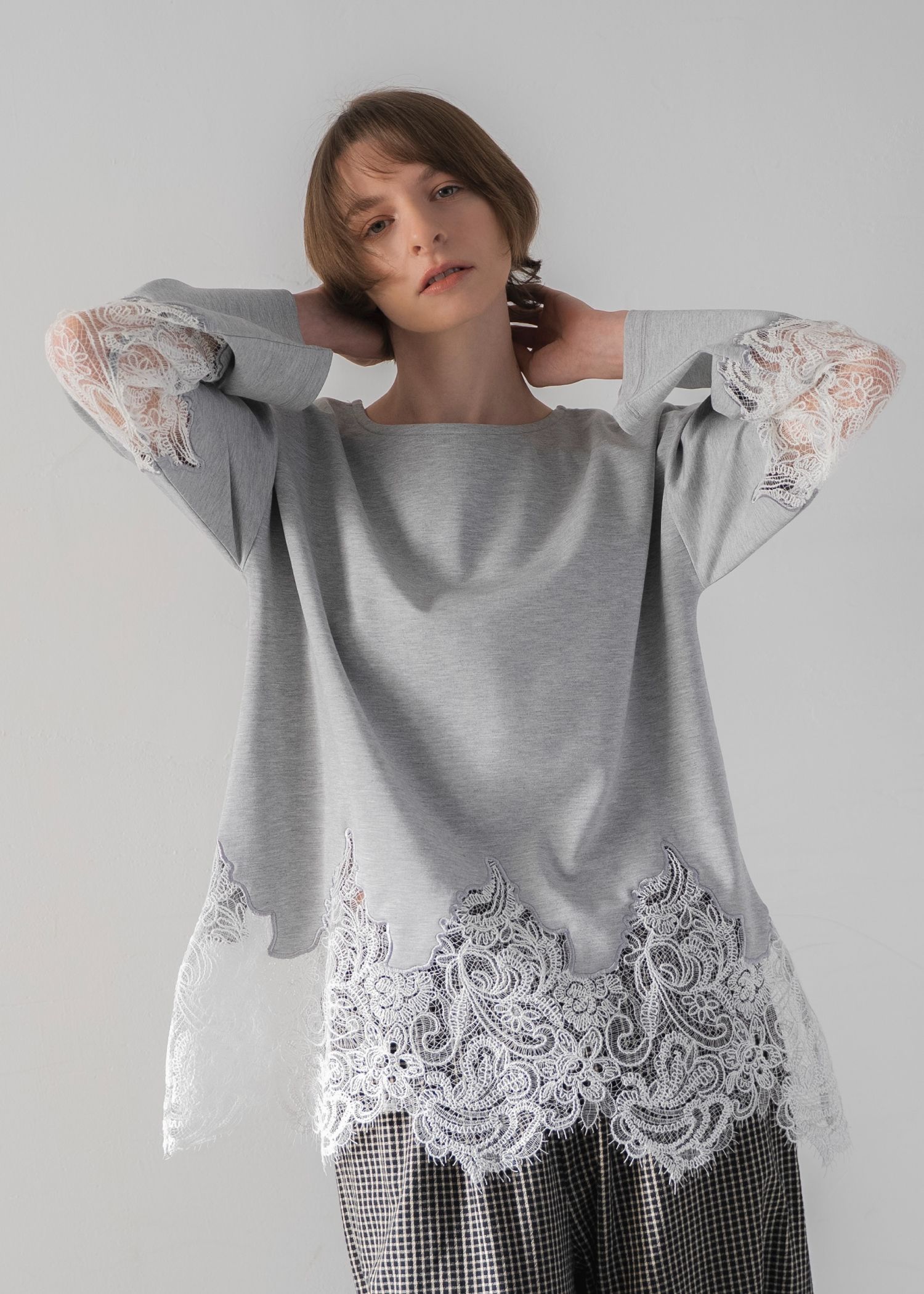 scallop lace sheer panel cut & sewn tops / シアーレース カットソートップス (Gray) / 26SS