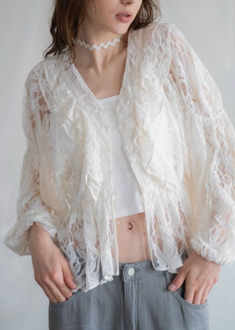 ボリュームスリーブ レースブラウス (ナチュラル) tiered frill neck volume sleeve lace BL (Natural) /  26SS