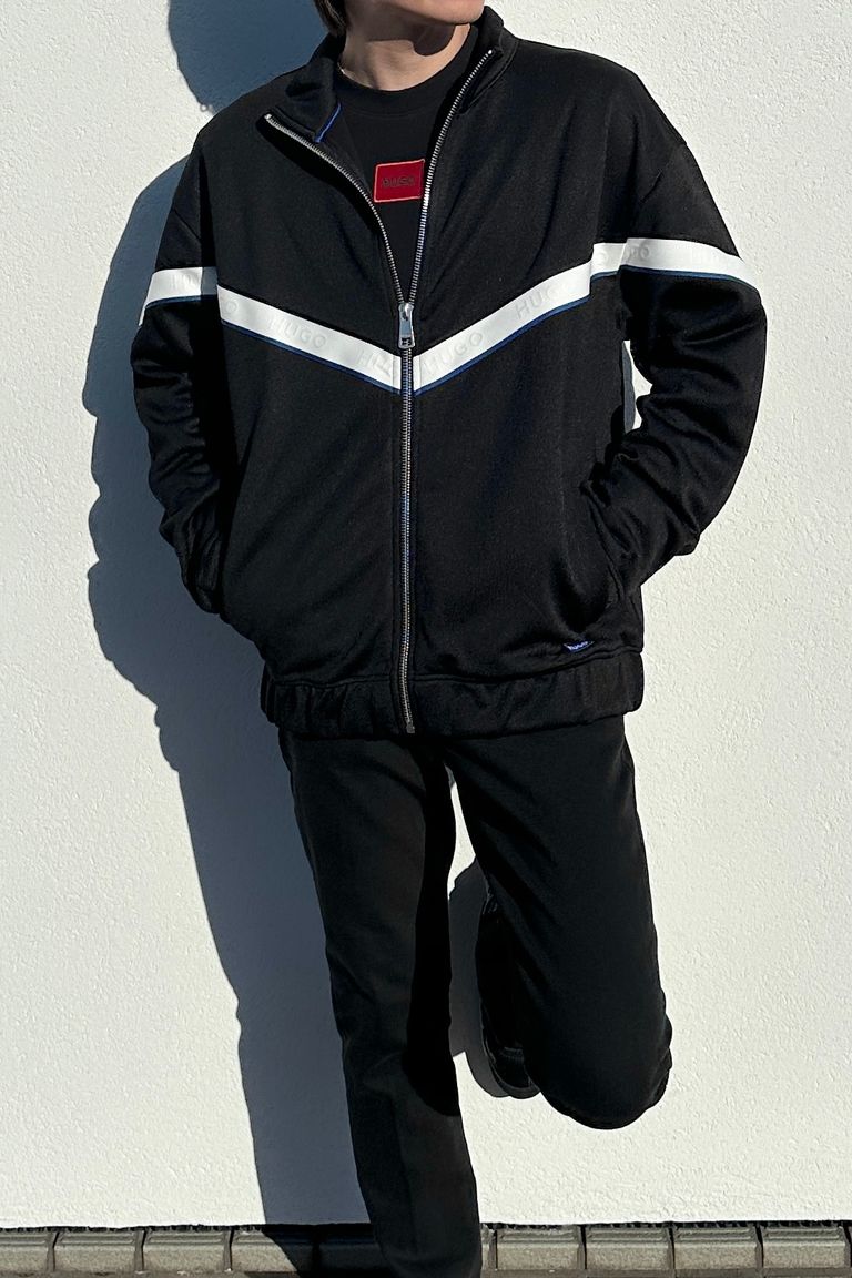 176cm 64kg 着用サイズM