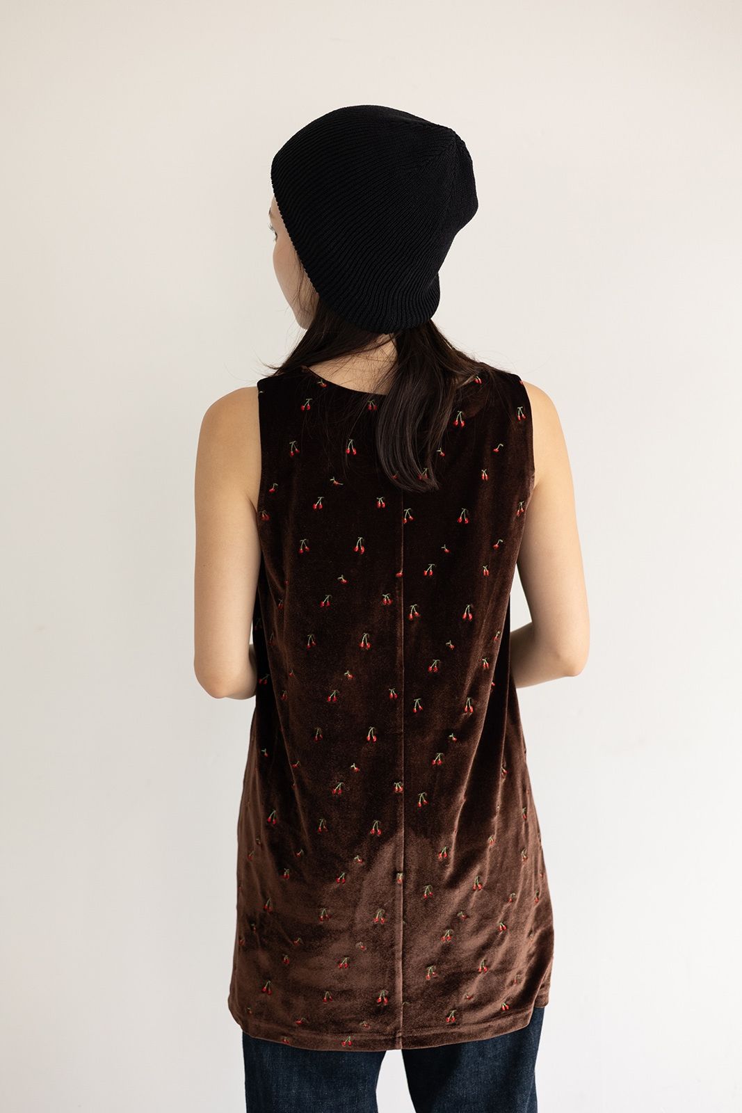 チェリーエンブロイダリーベロアチュニック (ブラウン) Cherry Embroidered Velour Tunic (Brown) /  26SS