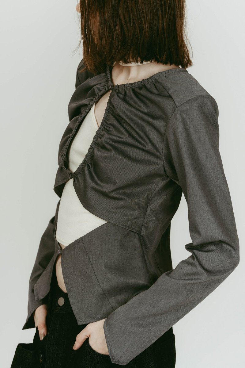 unique feminine blouse (Gray) / ユニークフェミニンブラウス (グレー) / 26SS