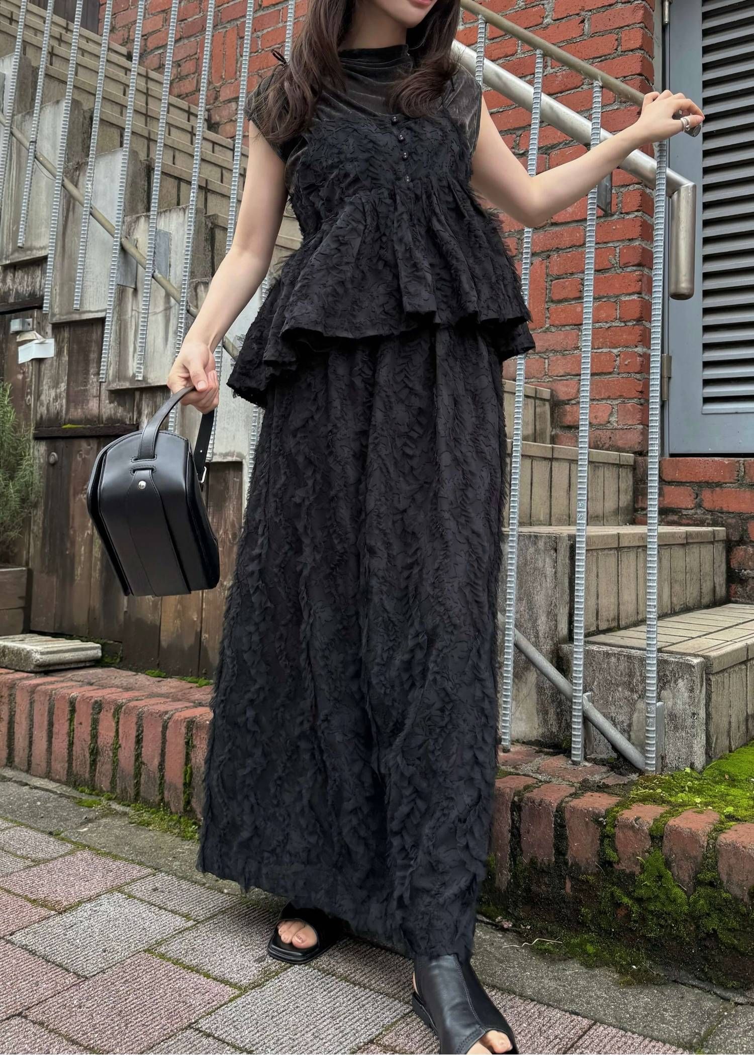 カットジャガード キャミソール (ブラック) cut jacquard tulle gather camisole (Black) /  26SS