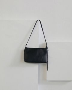 エコレザーハンドバッグ (ブラック) Ecoleather Hand Bag (Black) / 26AW 【6月29日まで期間限定予約】