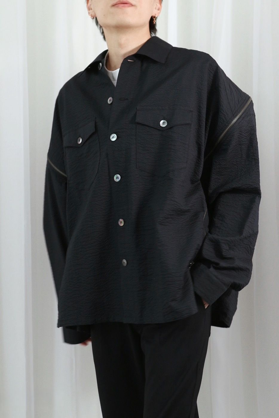FACETASM - WRINKLE CRUSHED ZIP SHIRT / リンクルクラッシュジップシャツ (ブラック) | Sir online  store / サー オンラインストア