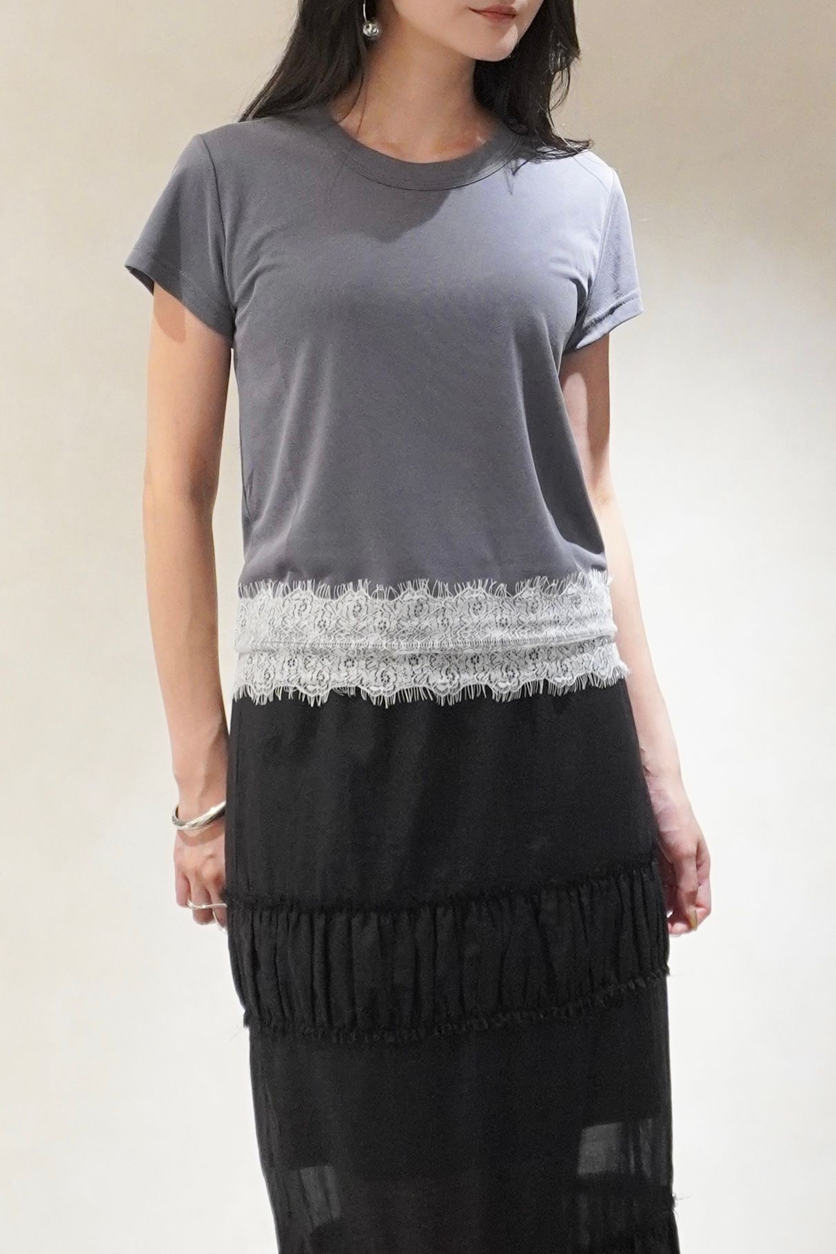 レース コンパクトTシャツ (ブルー) hem scallop lace compact T-Shirt (Blue) /  26SS