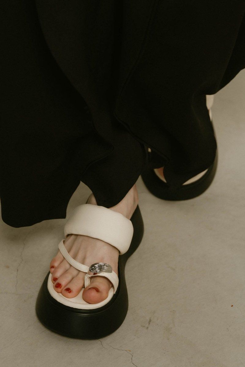 クヌースマーフ　knuthmarf サンダル Knuth Marf - metal motif thong sandals / メタルモチーフ