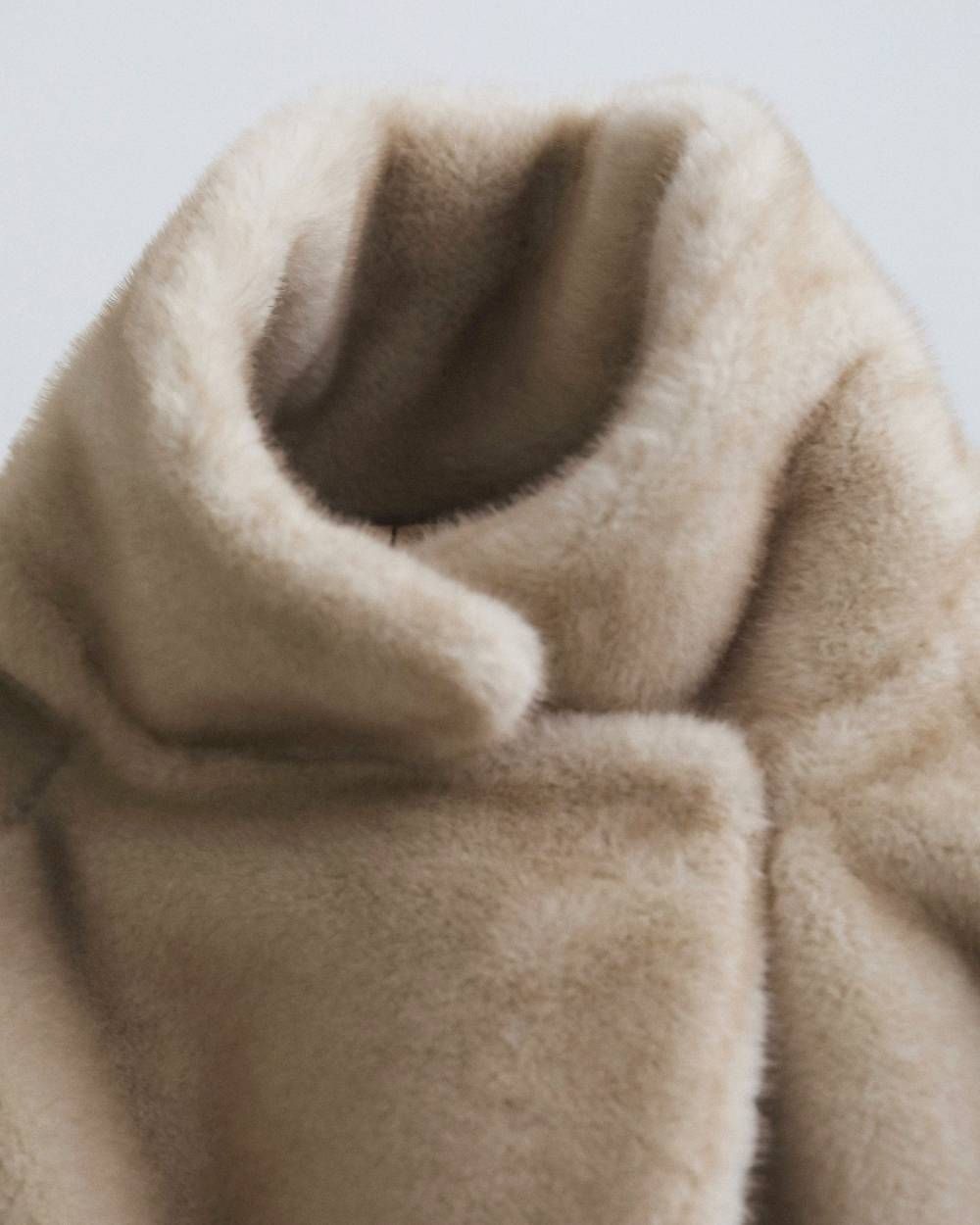 エコミンクファー ジャケット (アイボリー) Eco Minkfur Jacket (Ivory) / 26AW 【6月29日まで期間限定予約】