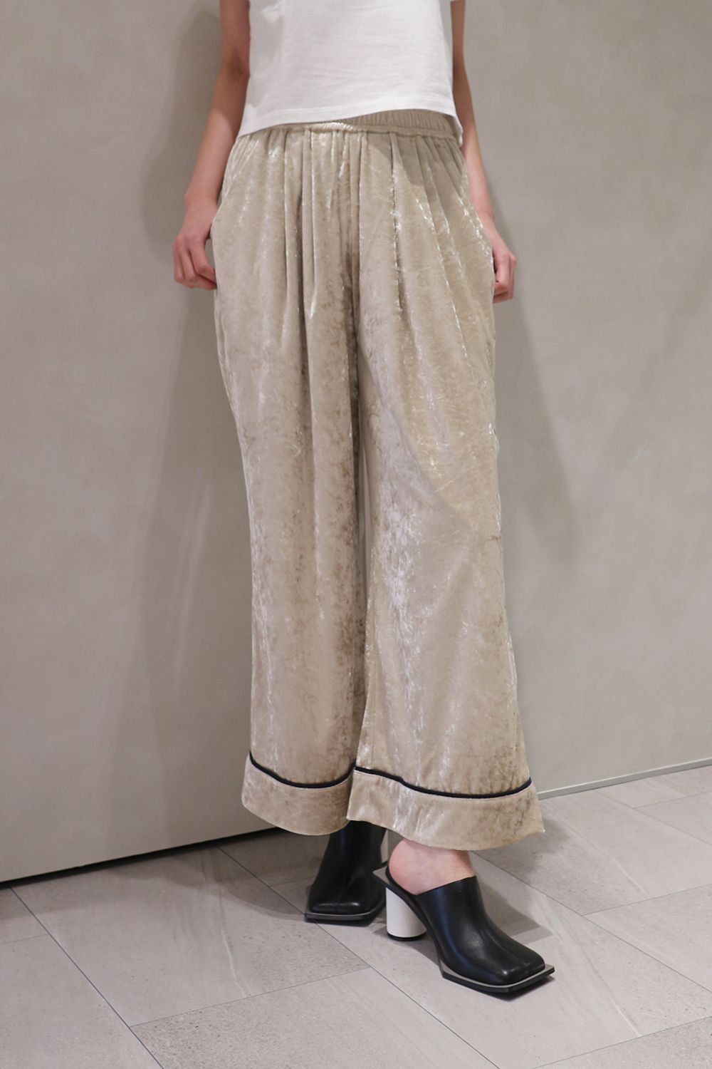 CRASH VELOUR PANTS / クラッシュベロアパンツ (ベージュ)